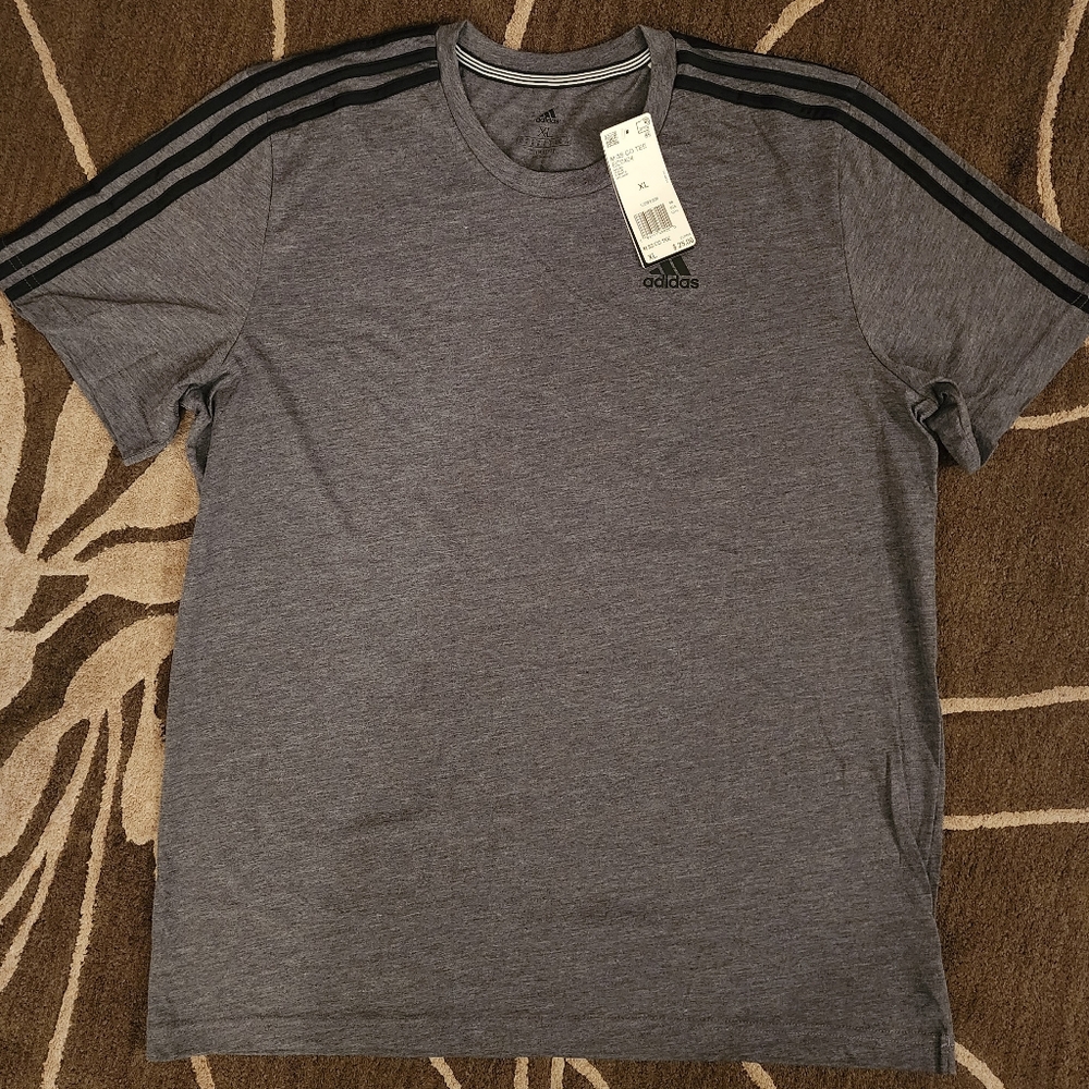 Adidas T-Shirt - Mens - XL